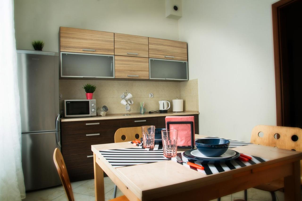 Apartament Pomaranczowy Narutowicza 11 Люблін Екстер'єр фото
