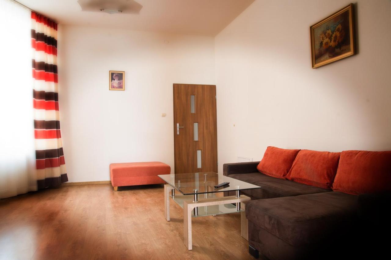 Apartament Pomaranczowy Narutowicza 11 Люблін Екстер'єр фото