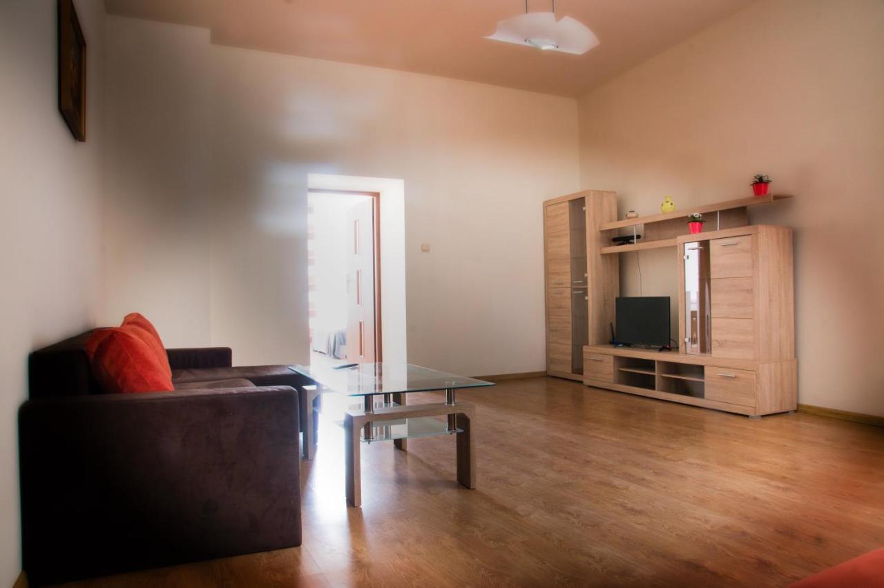 Apartament Pomaranczowy Narutowicza 11 Люблін Екстер'єр фото