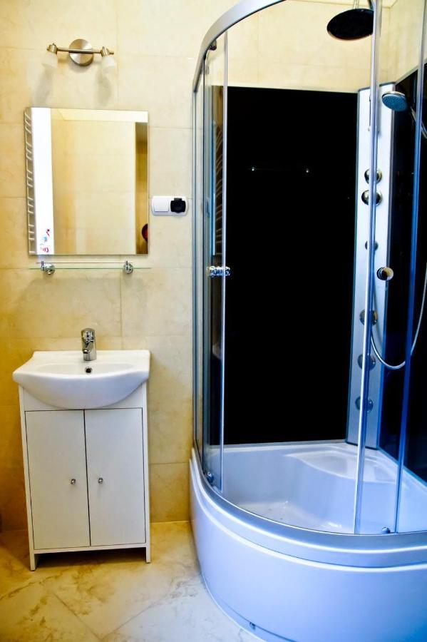 Apartament Pomaranczowy Narutowicza 11 Люблін Екстер'єр фото